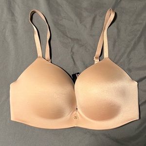 Victoria’s Secret So Obsessed Plunge Bra